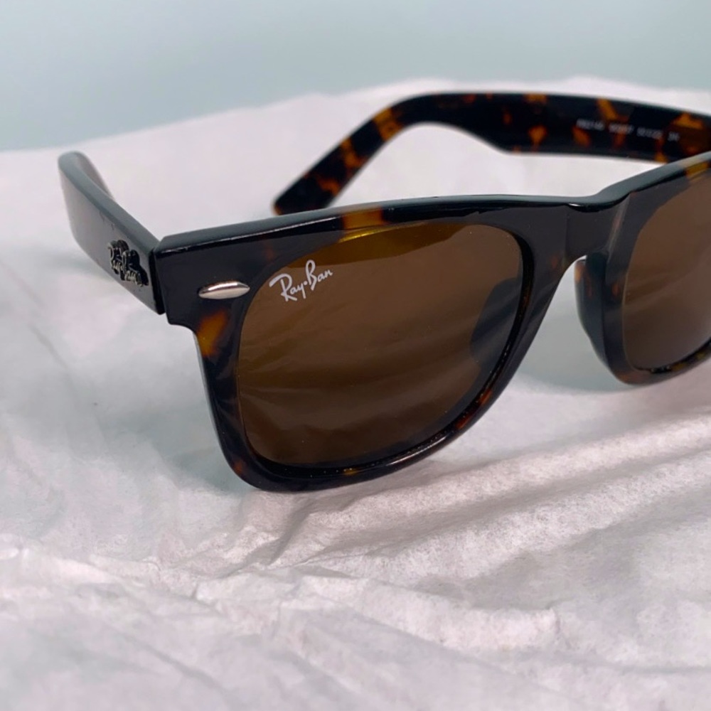 Ray-Ban Wayfarer Tortoise